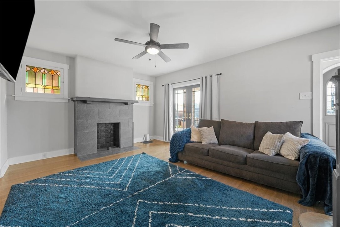 406 Overbrook Blvd