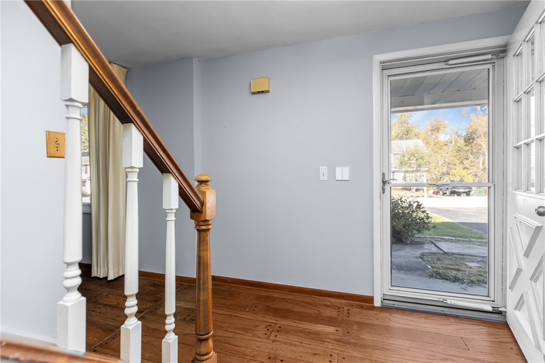 301 N Rose Drive
