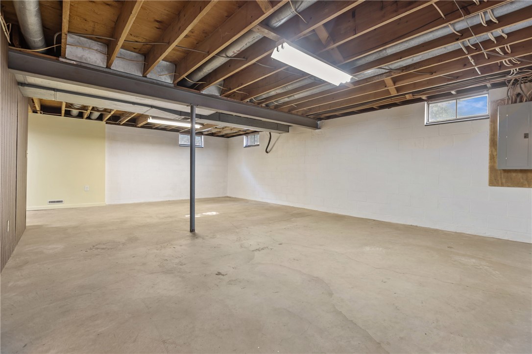 301 N Rose Drive