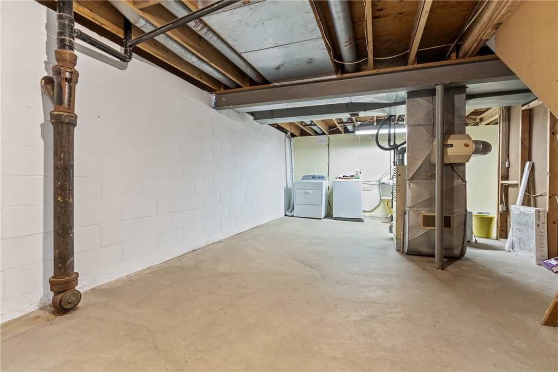 301 N Rose Drive