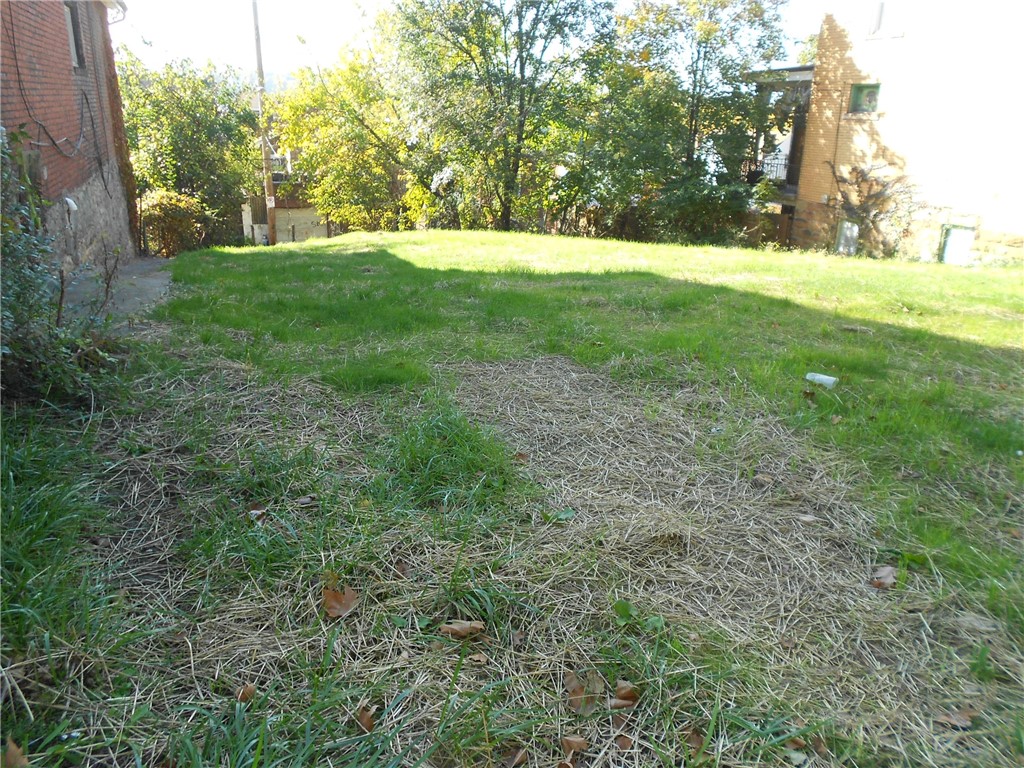 218 Jucunda St