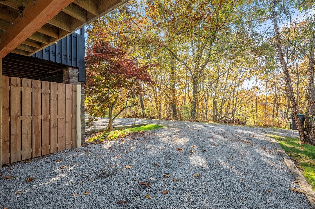 4532 BUCKTAIL DRIVE