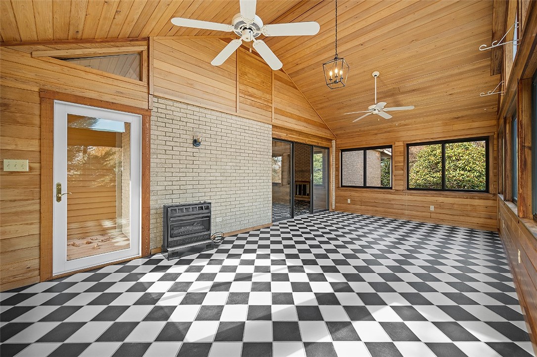 113 Hilltop Ct