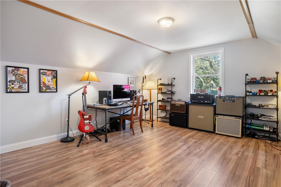397 Lee Rd