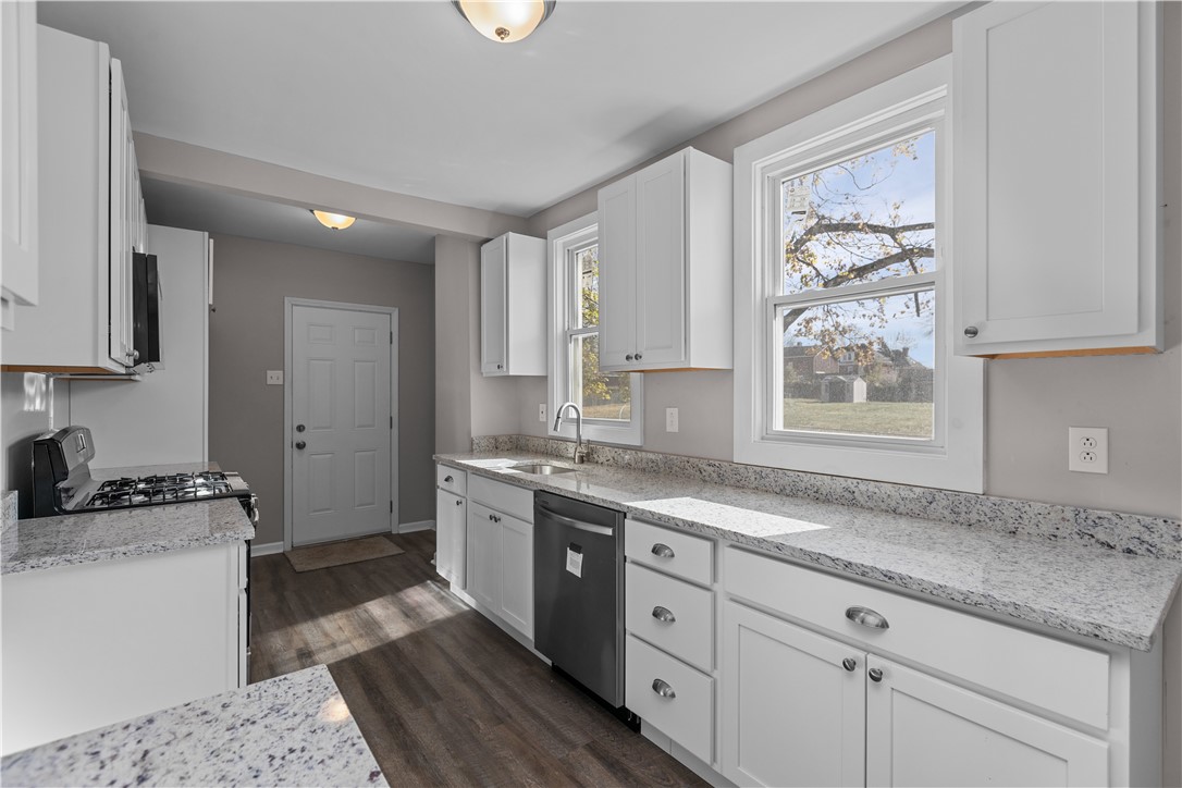 201 Conestoga Rd