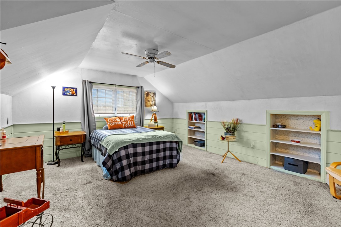 1054 Crest Drive