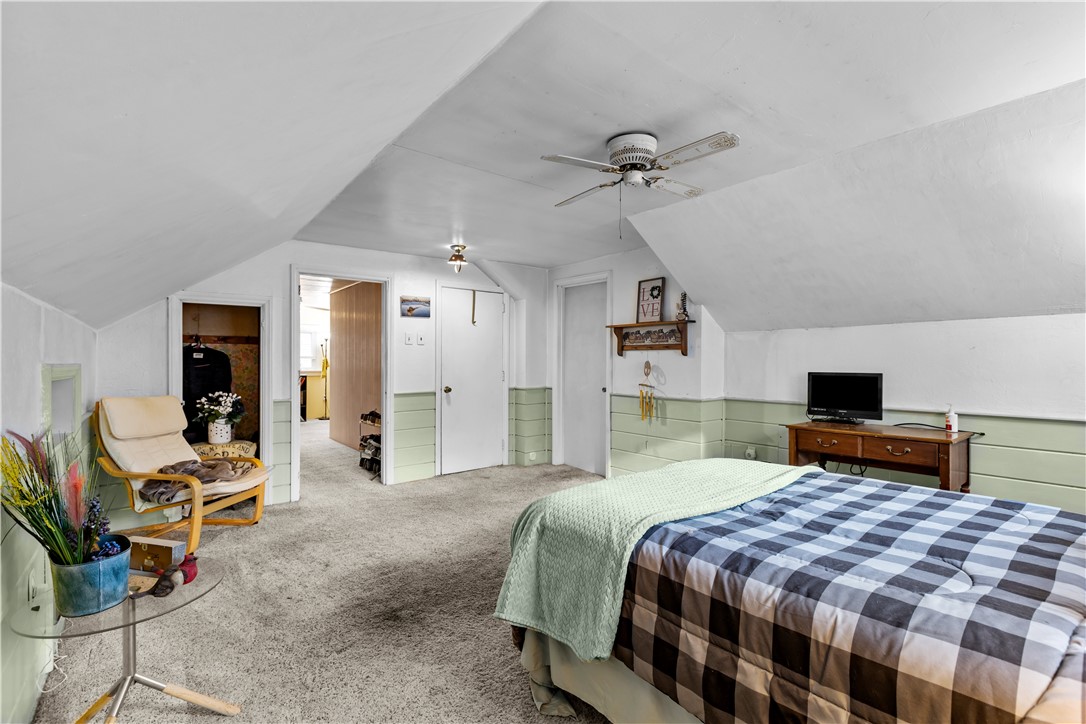 1054 Crest Drive