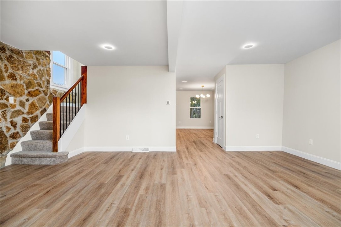 3608 Bakerstown Rd