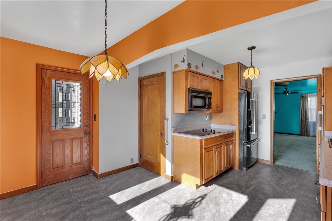 409 Highland Ave