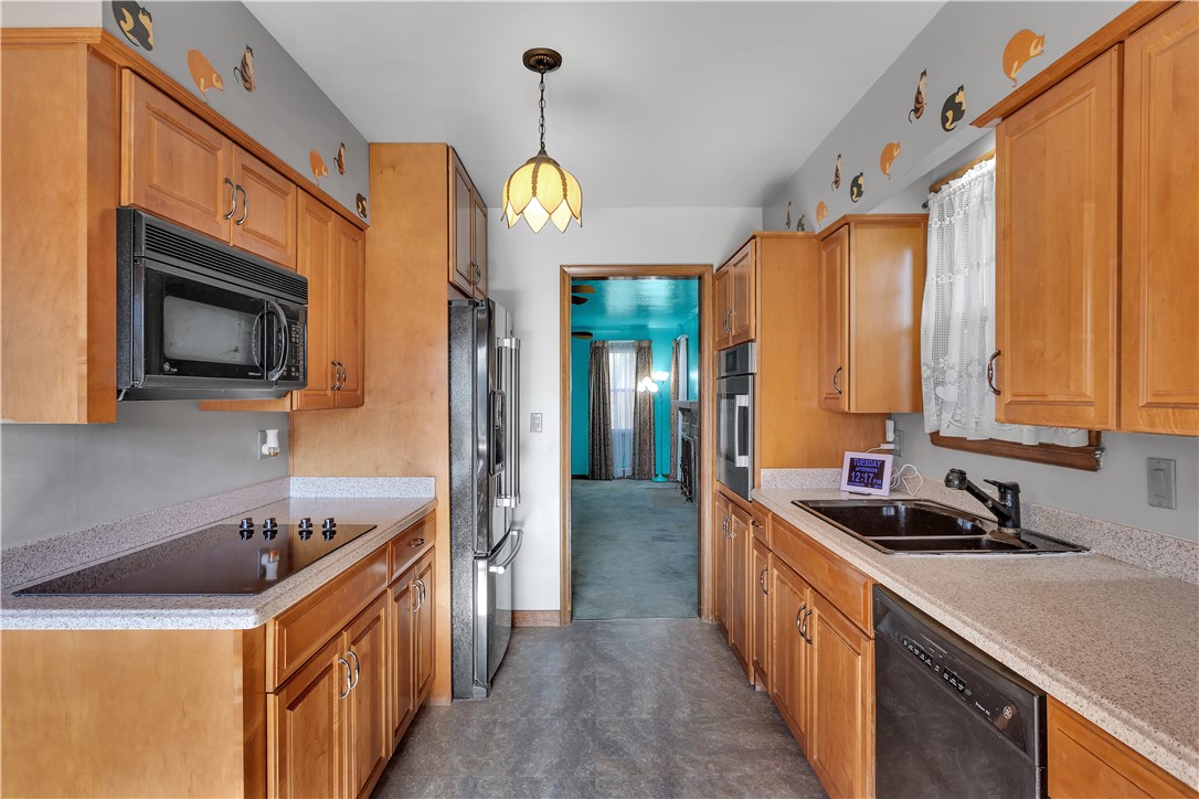 409 Highland Ave