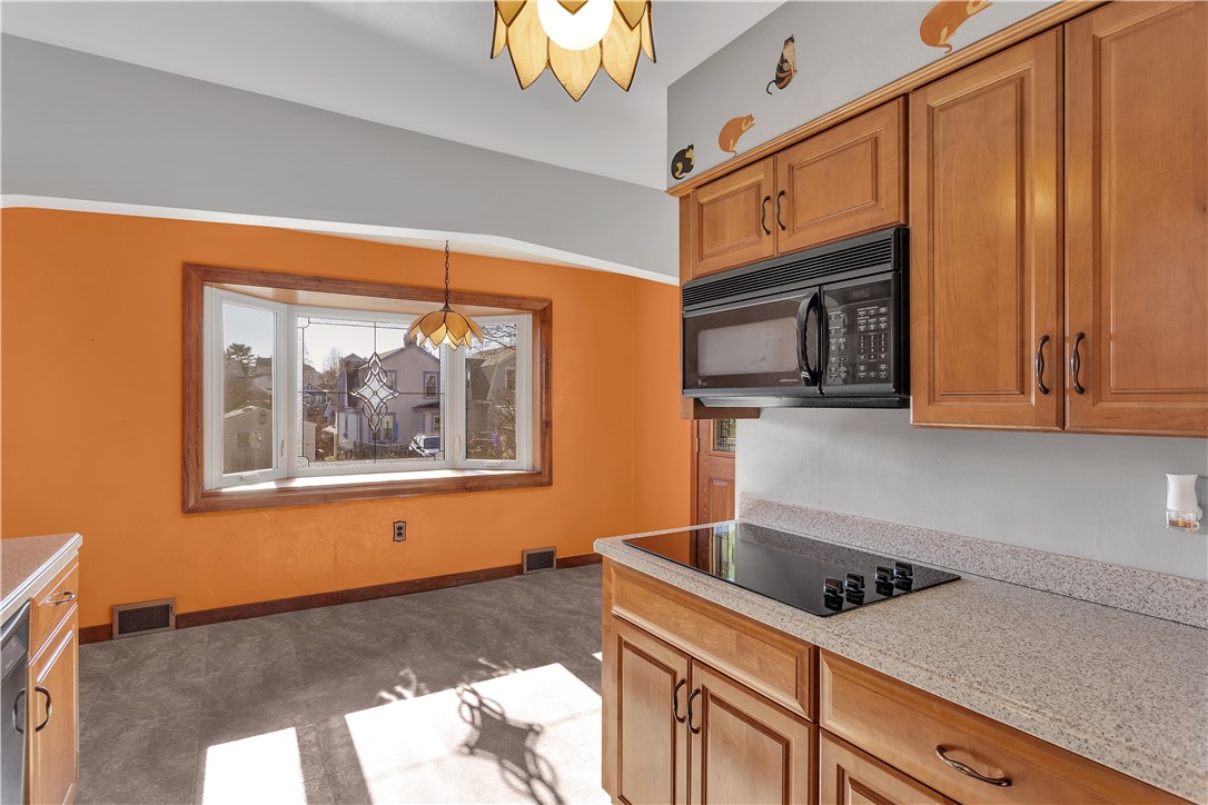 409 Highland Ave