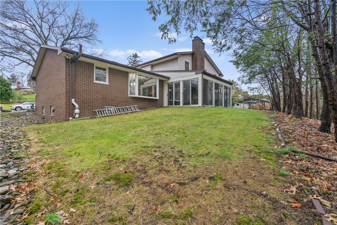 204 Sunnyhill Dr