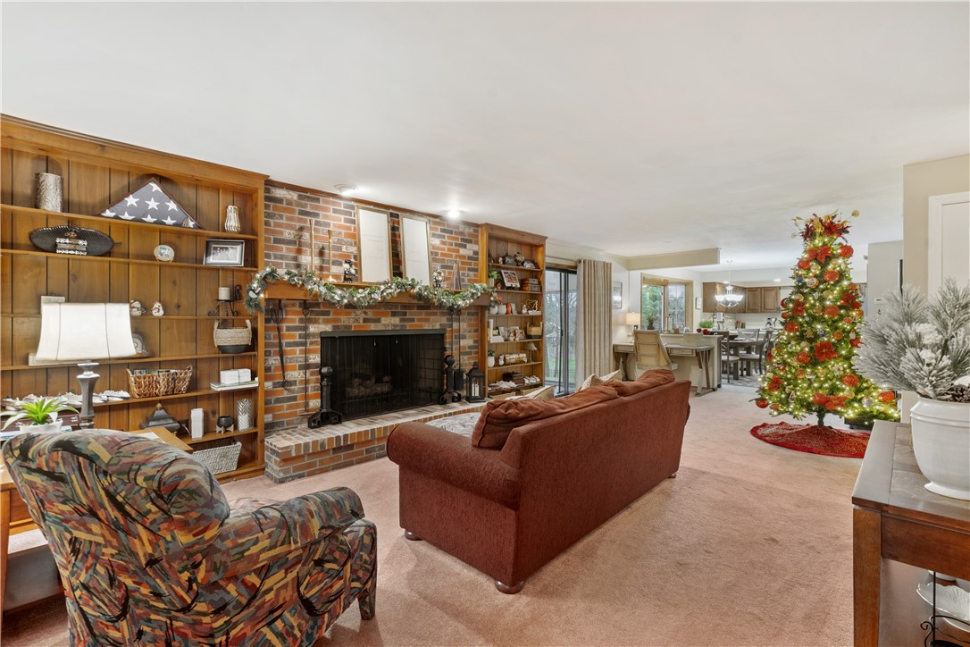 204 Sunnyhill Dr