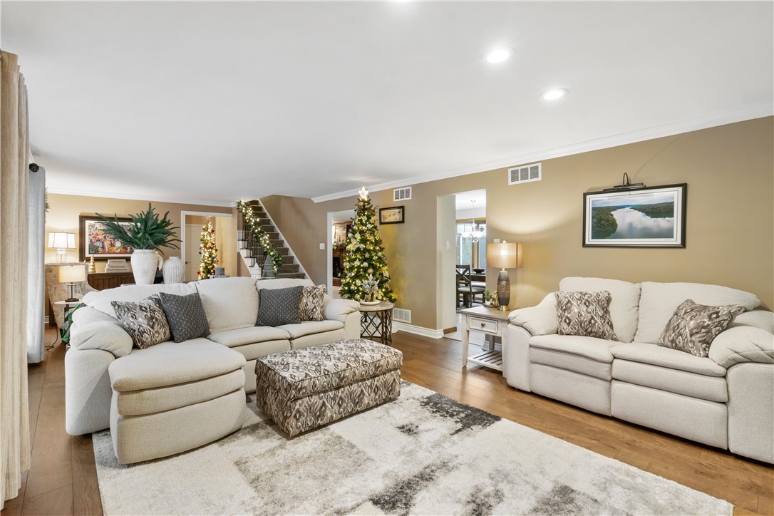204 Sunnyhill Dr