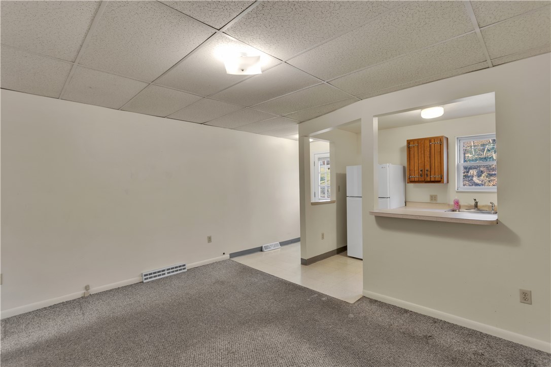 2639 Mount Troy Road