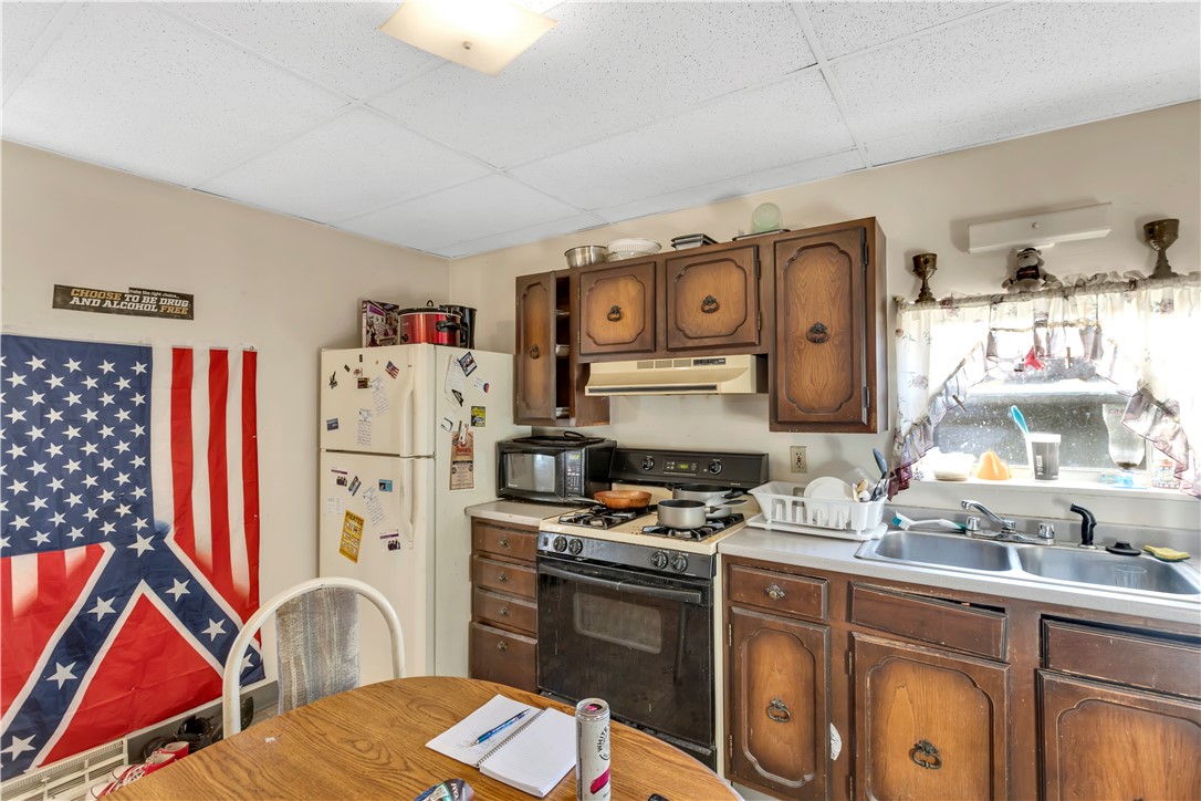 2639 Mount Troy Road