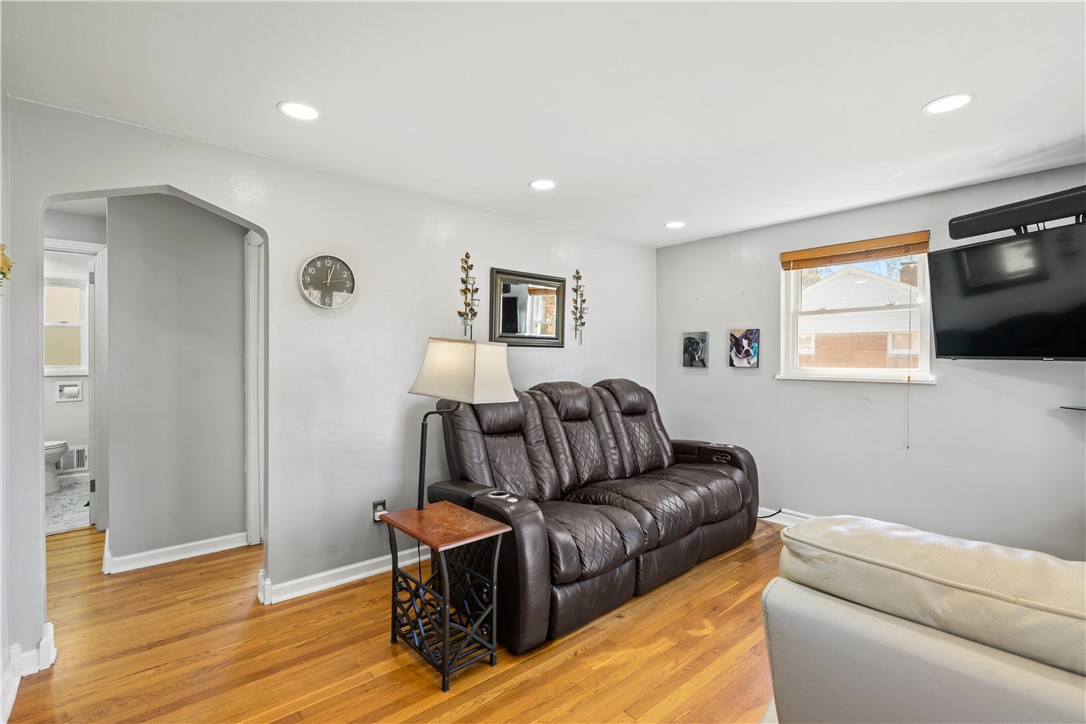 9274 Peebles Rd