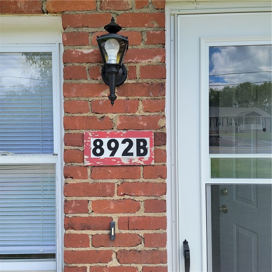 892 Monaca Rd B