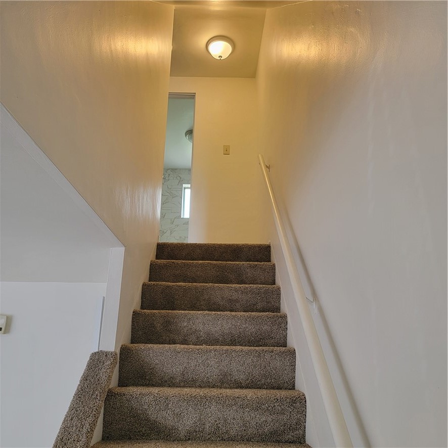 892 Monaca Rd B