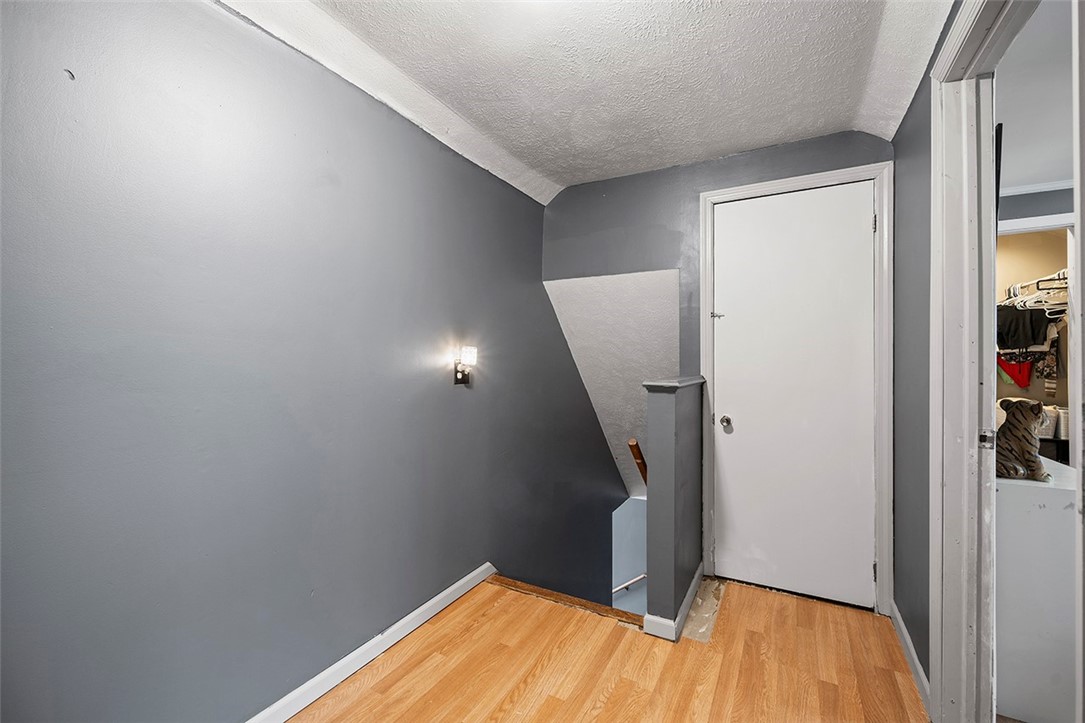 248 Ash Ln