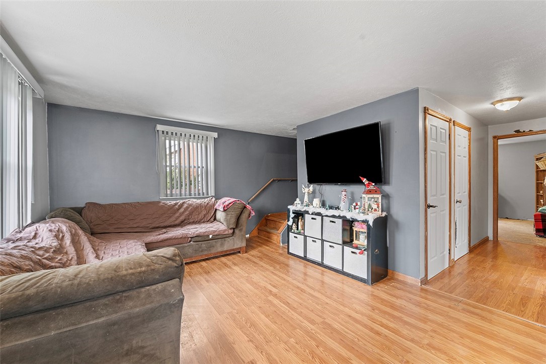 248 Ash Ln