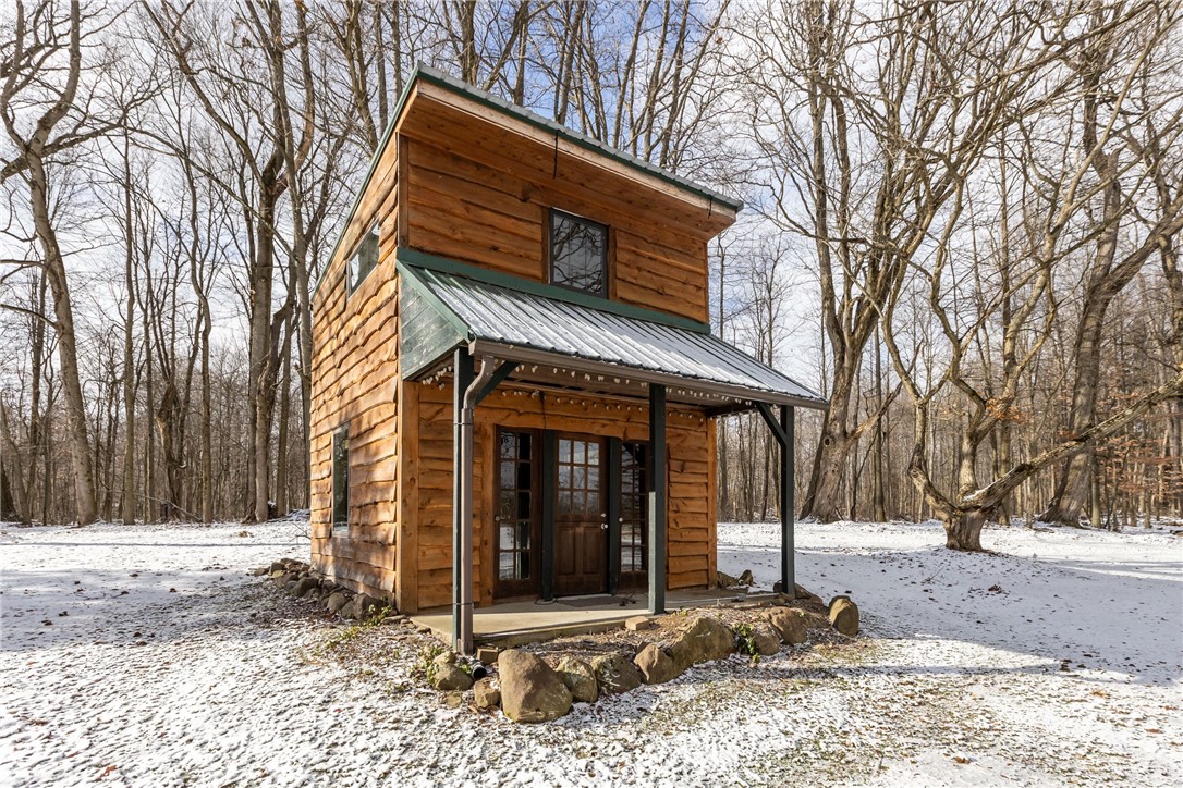 828 Clintonville Rd