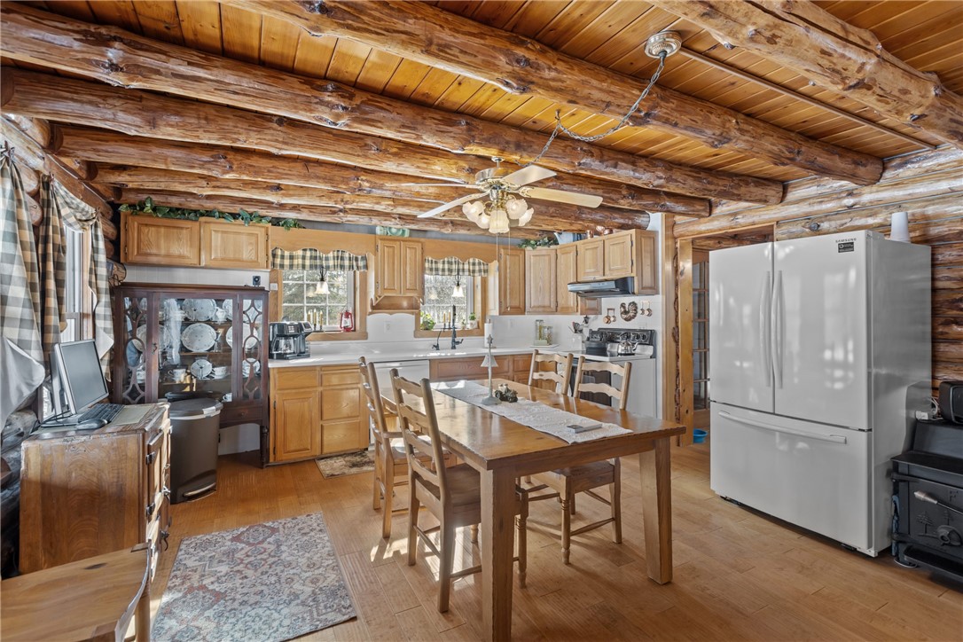 828 Clintonville Rd