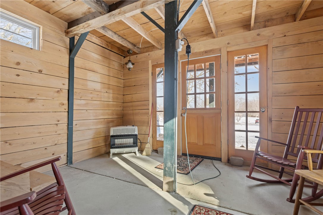 828 Clintonville Rd