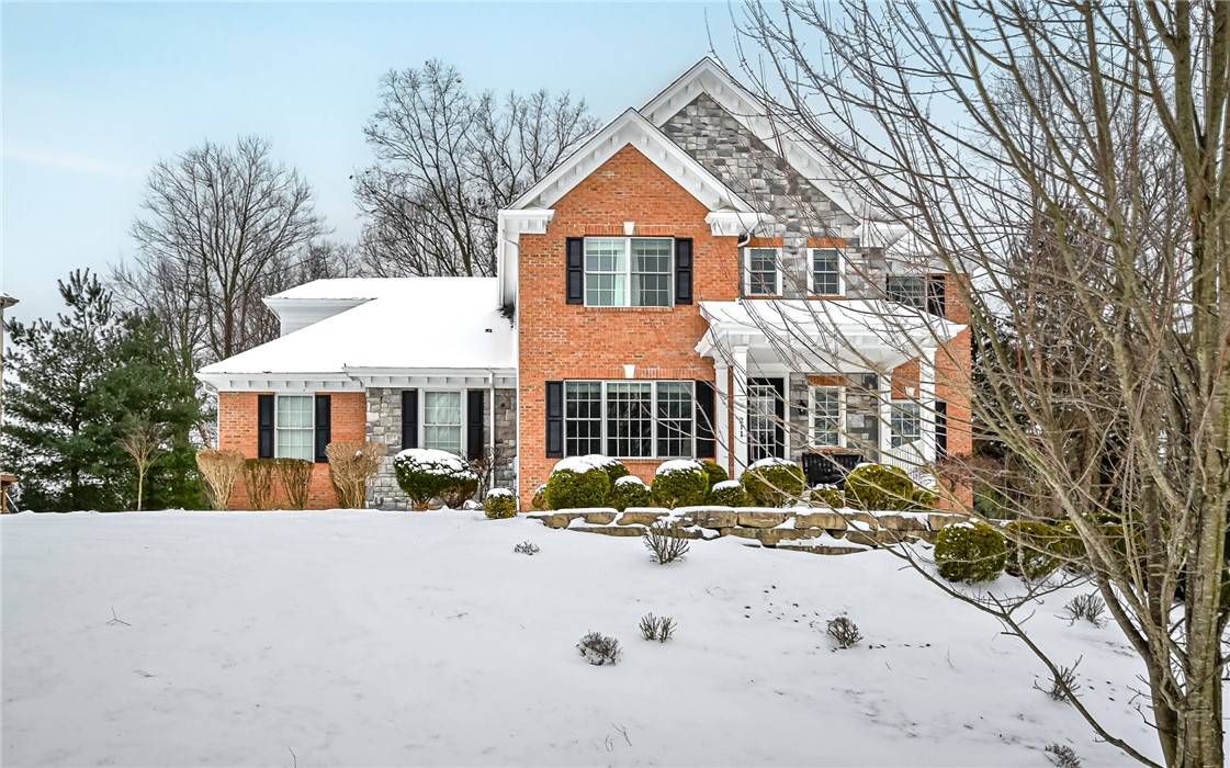 211 Tamarack Dr