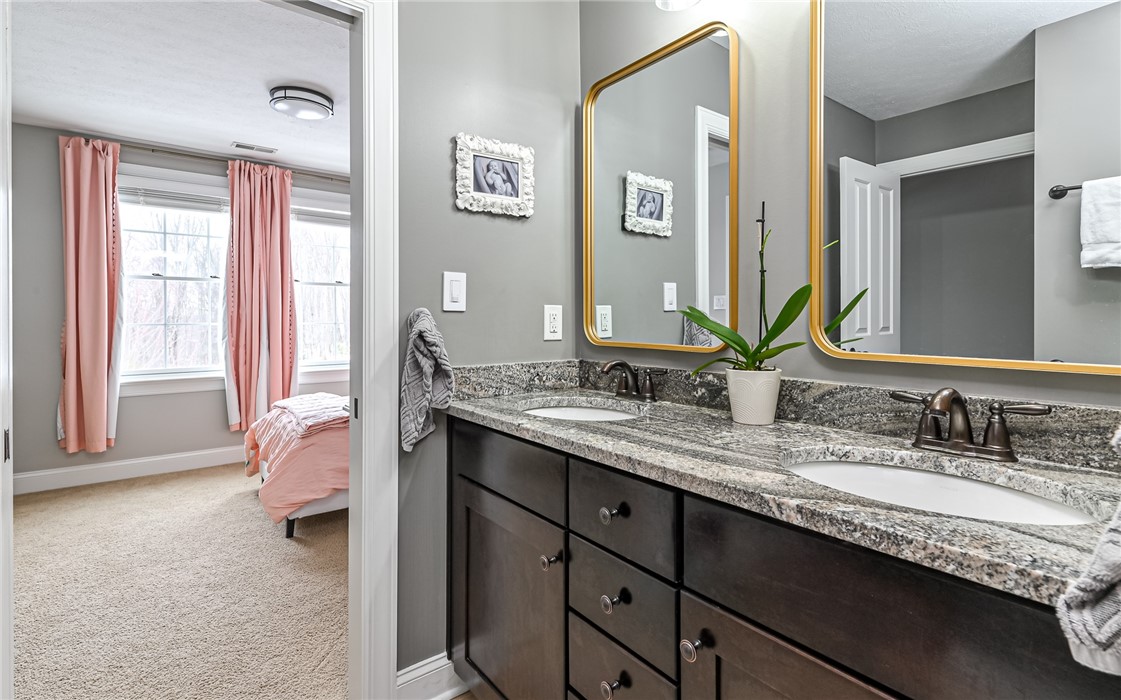 211 Tamarack Dr