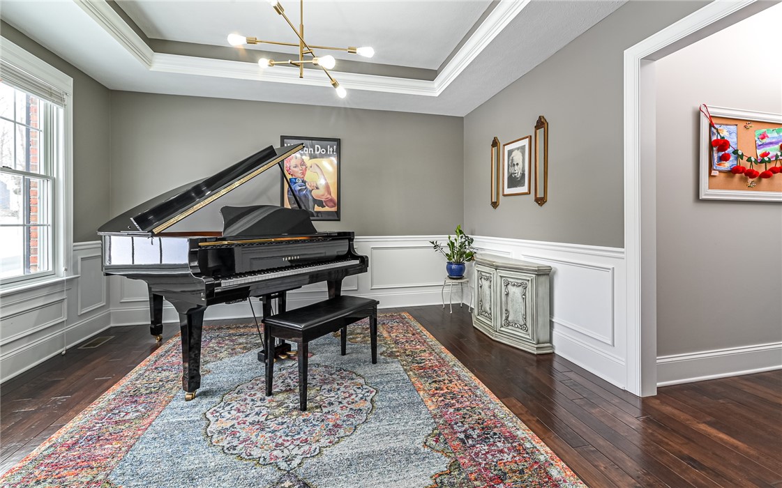 211 Tamarack Dr
