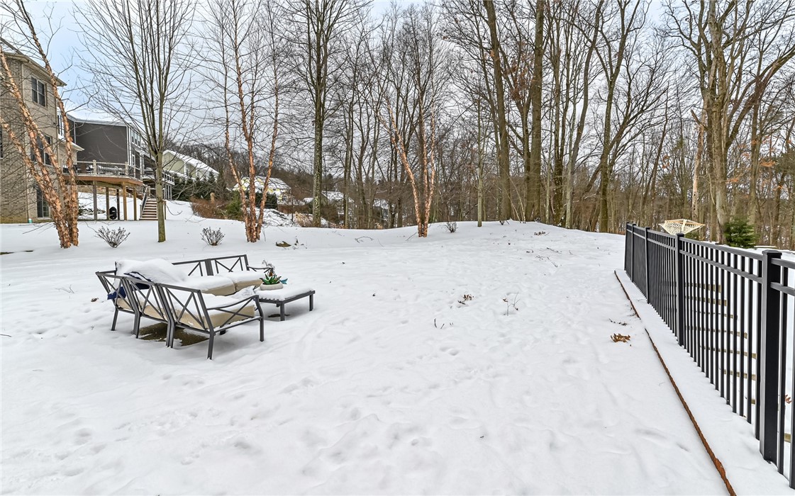 211 Tamarack Dr