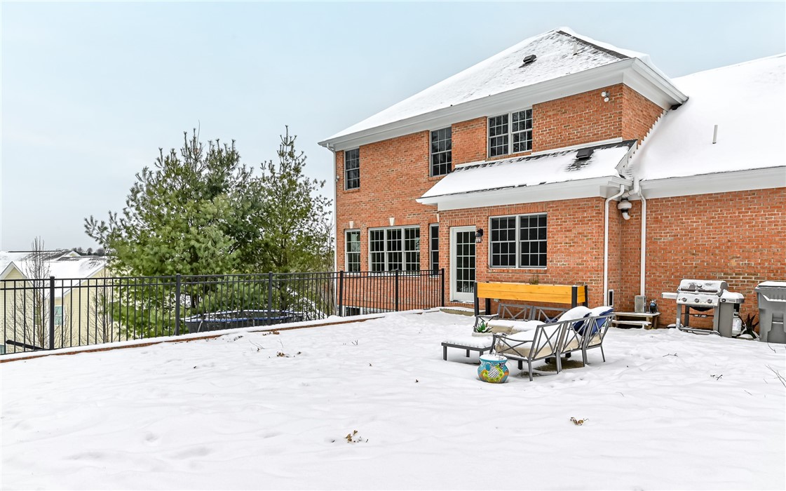 211 Tamarack Dr