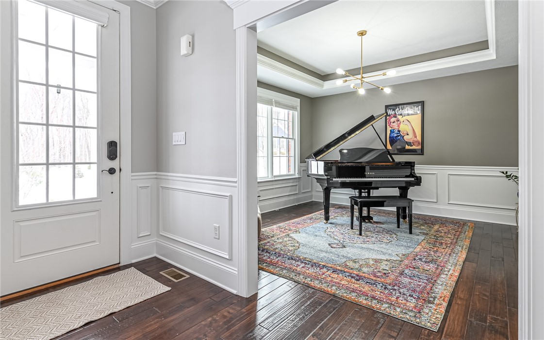 211 Tamarack Dr