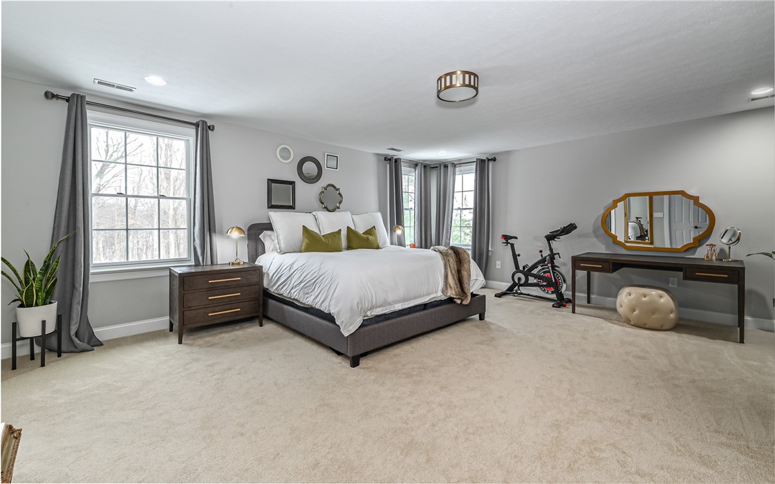 211 Tamarack Dr