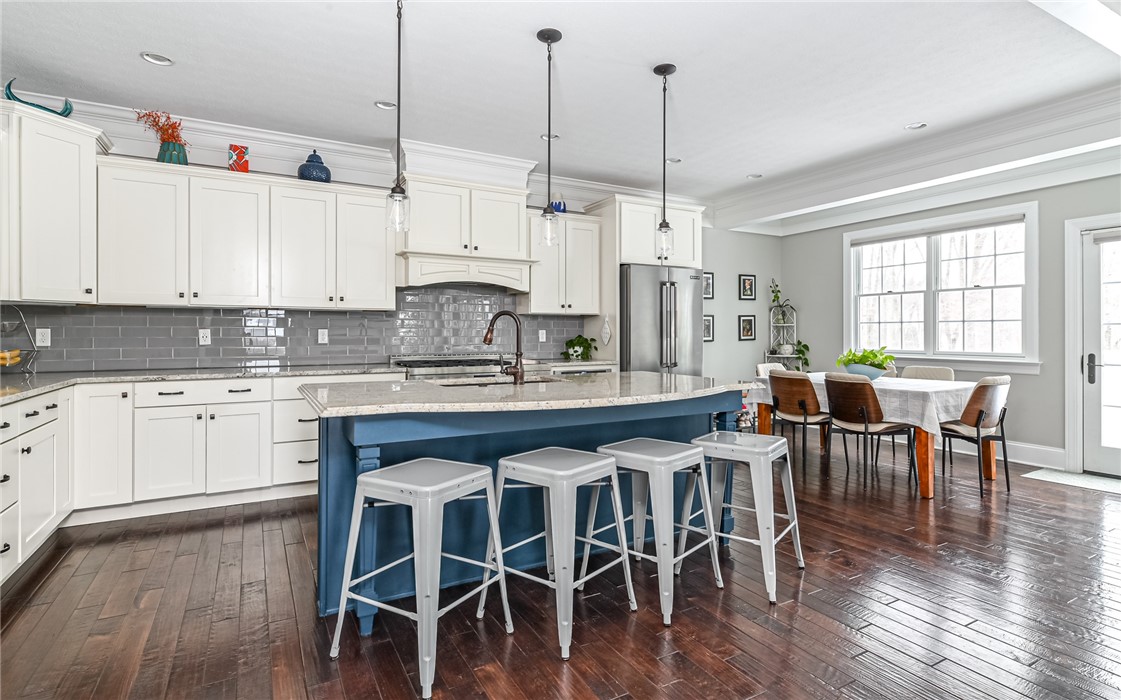211 Tamarack Dr