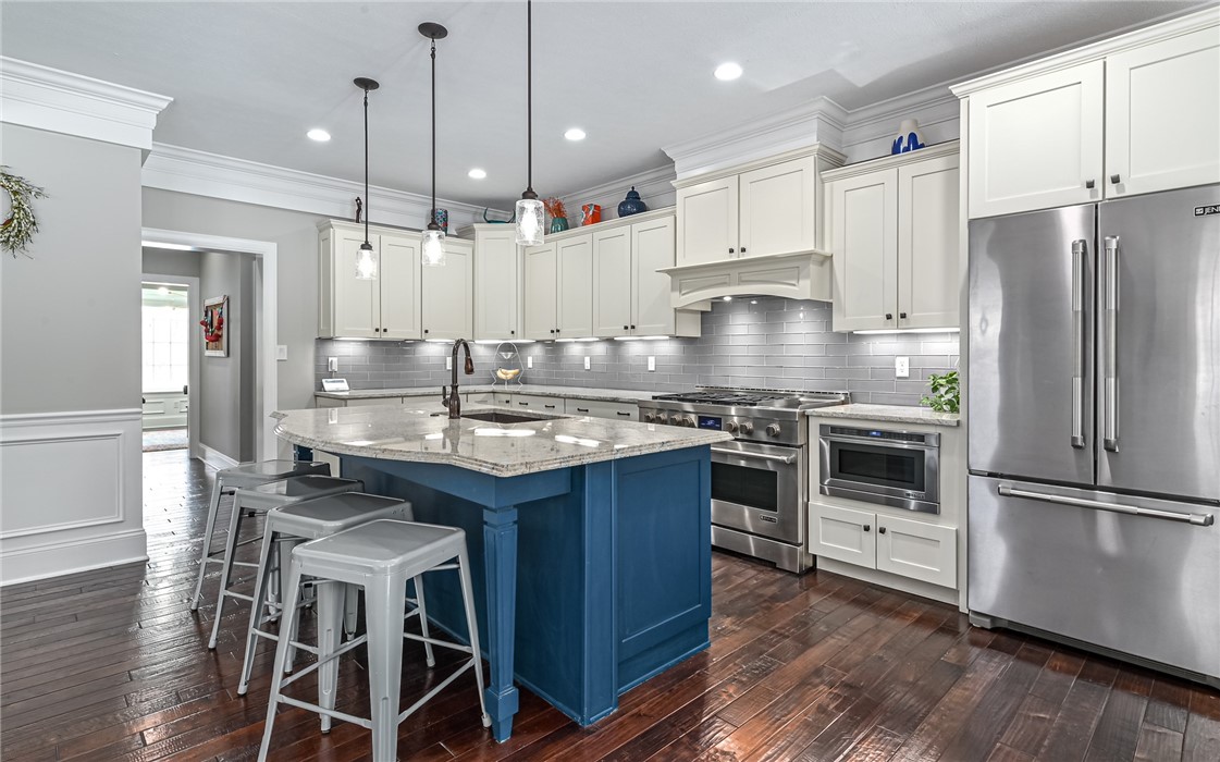 211 Tamarack Dr