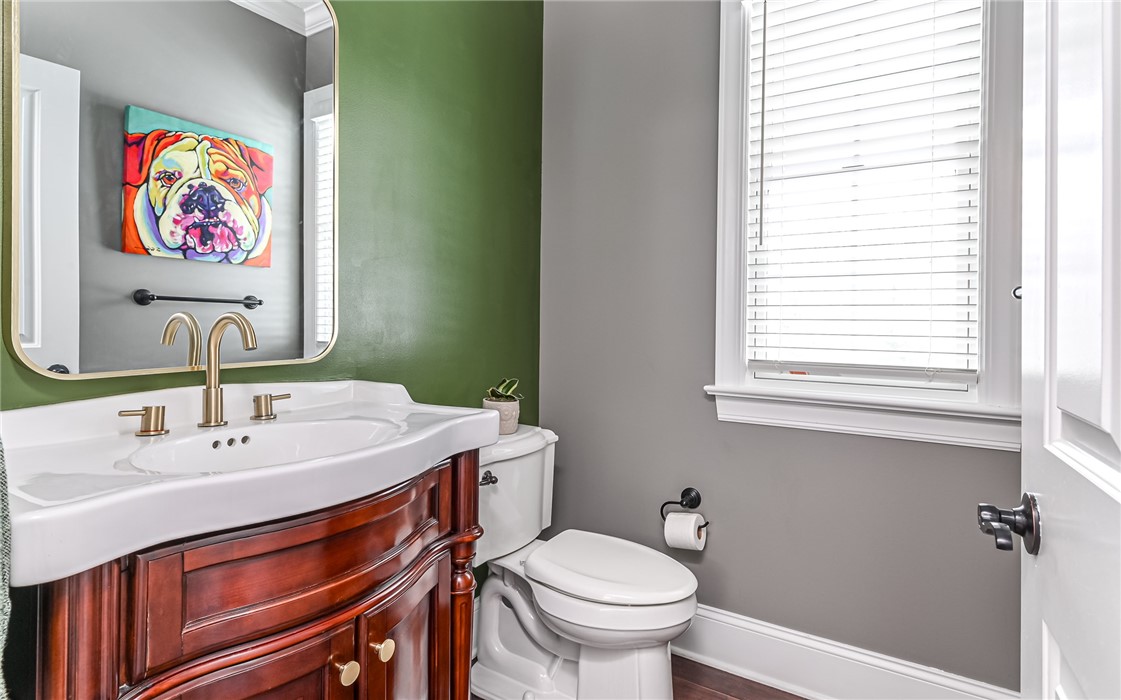 211 Tamarack Dr