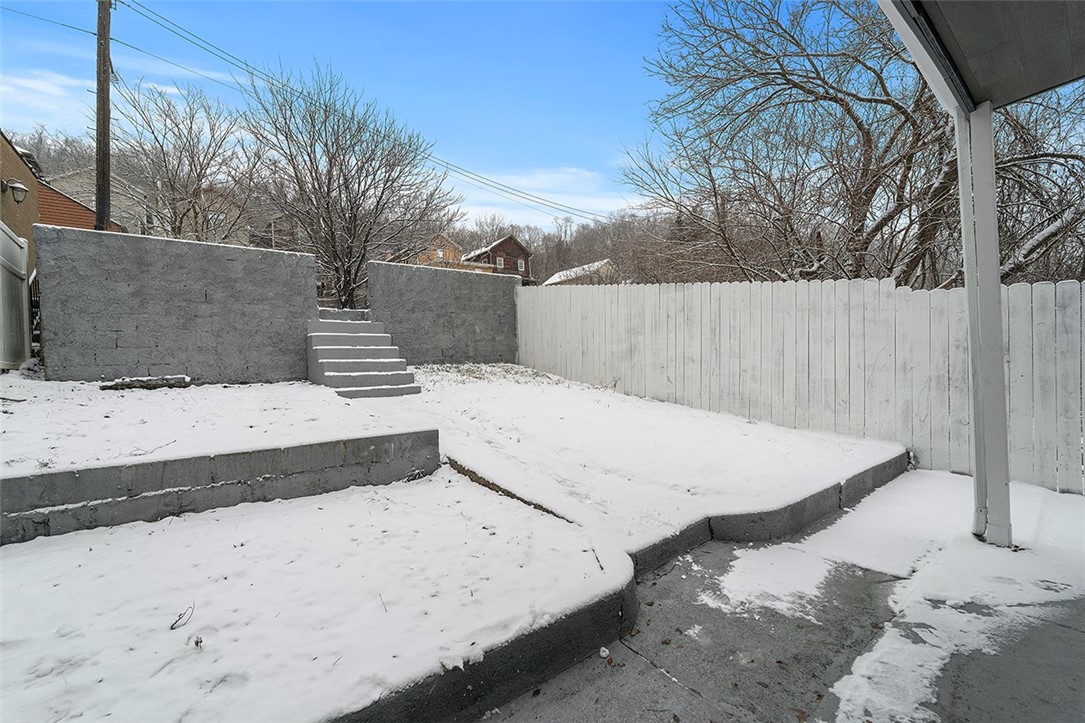 1309 Bell Ave
