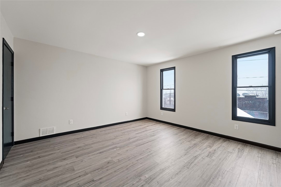 1309 Bell Ave