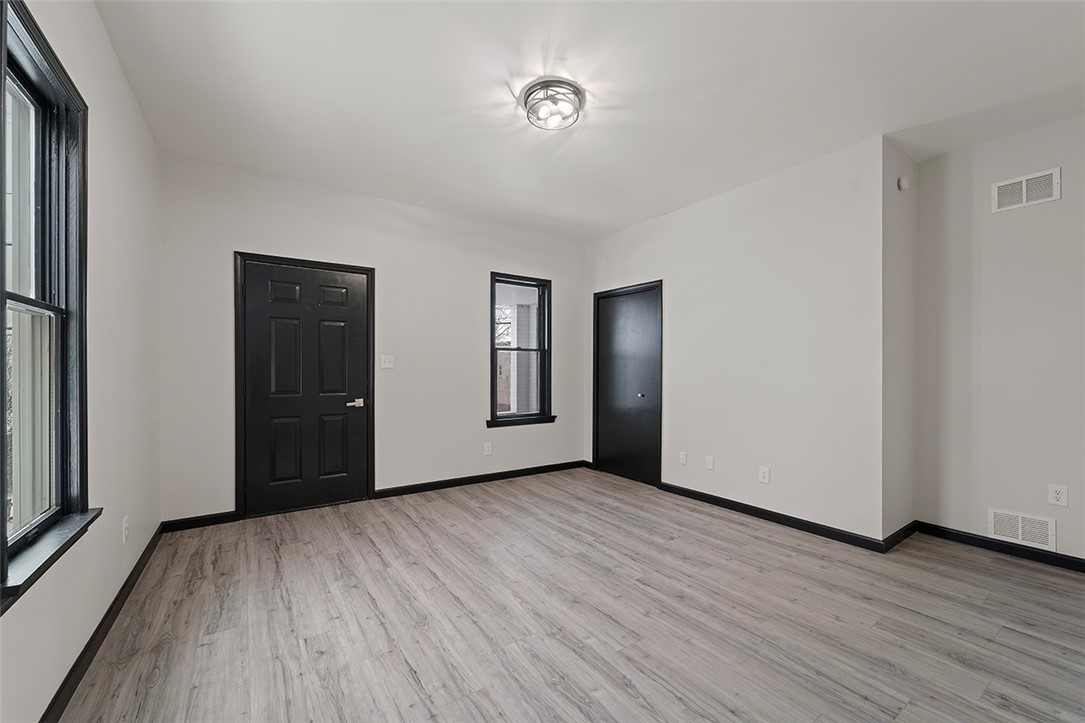 1309 Bell Ave