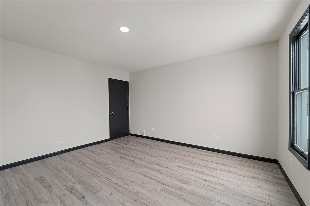 1309 Bell Ave