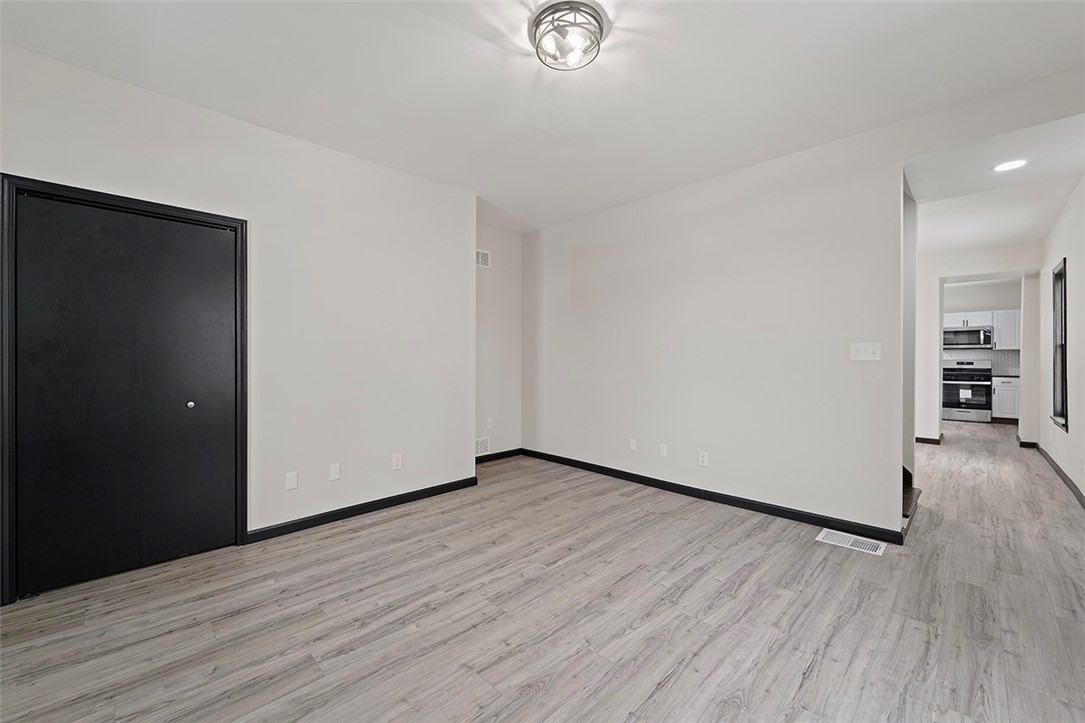 1309 Bell Ave