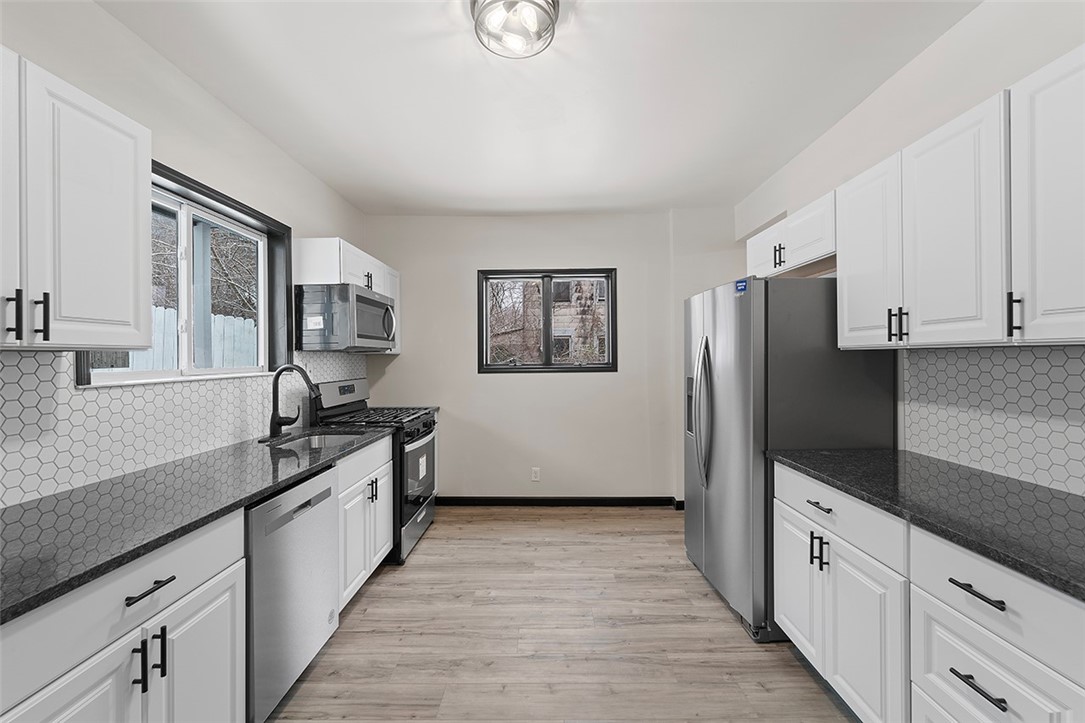1309 Bell Ave