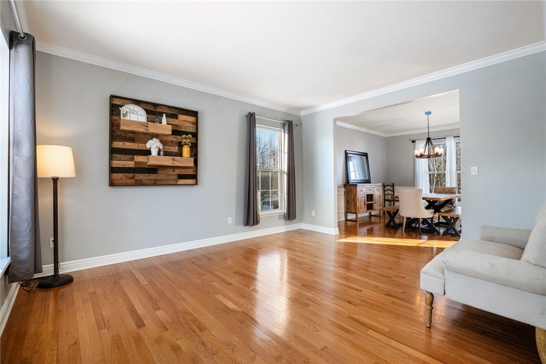 102 Evan Ct