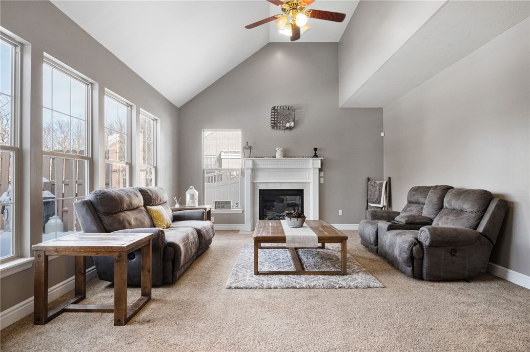 102 Evan Ct