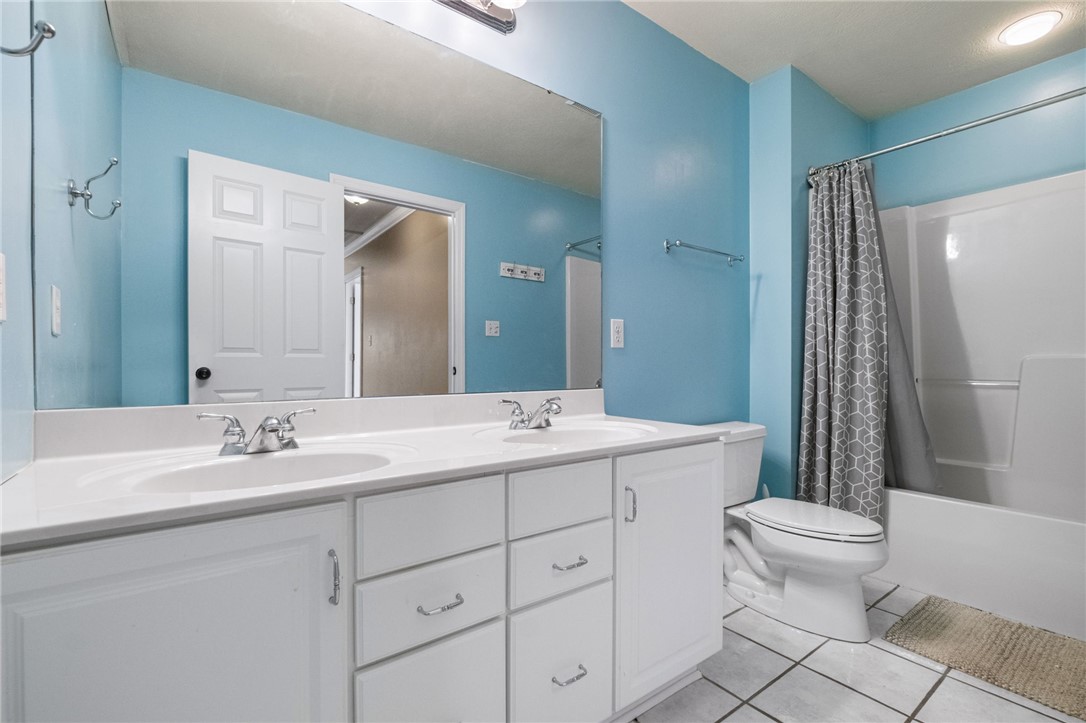 102 Evan Ct