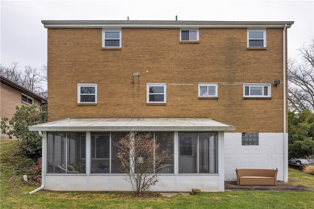 105 Lanford Dr