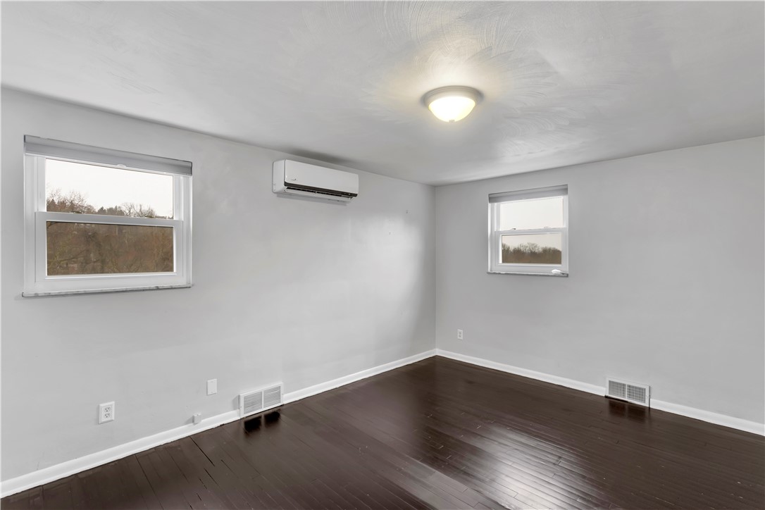 105 Lanford Dr