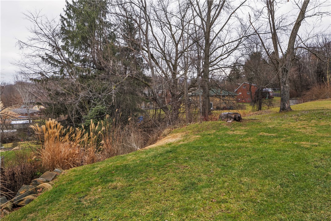 105 Lanford Dr